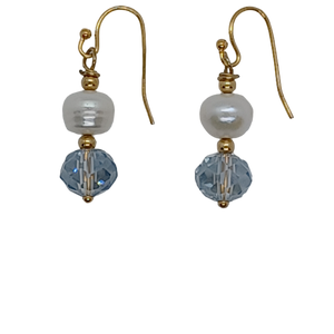 minimalist crystal pearl earrings 3 d view